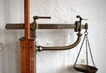 Ile waży kg 5 zł? Ile waży kg 5 zł?