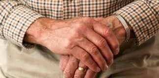 Jak przygotować miejsce pracy dla emerytów oraz osób niepełnosprawnych